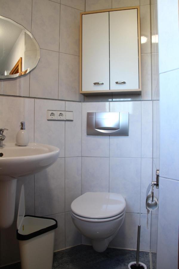 Ferienwohnung Auf Der Blumenstrasse Nettetal Exteriör bild